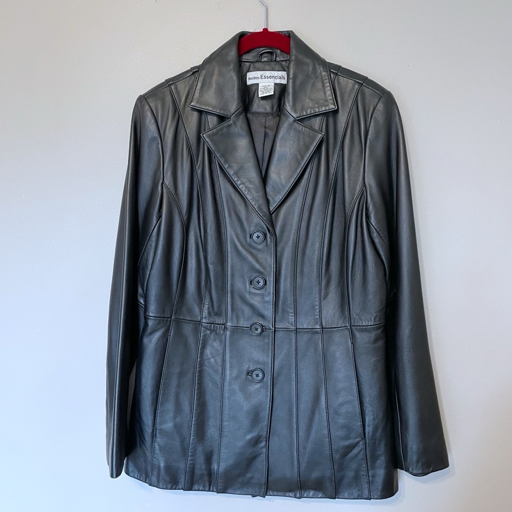 Modern Essentials Ladies Leather Jacket Sz Sm 6-8